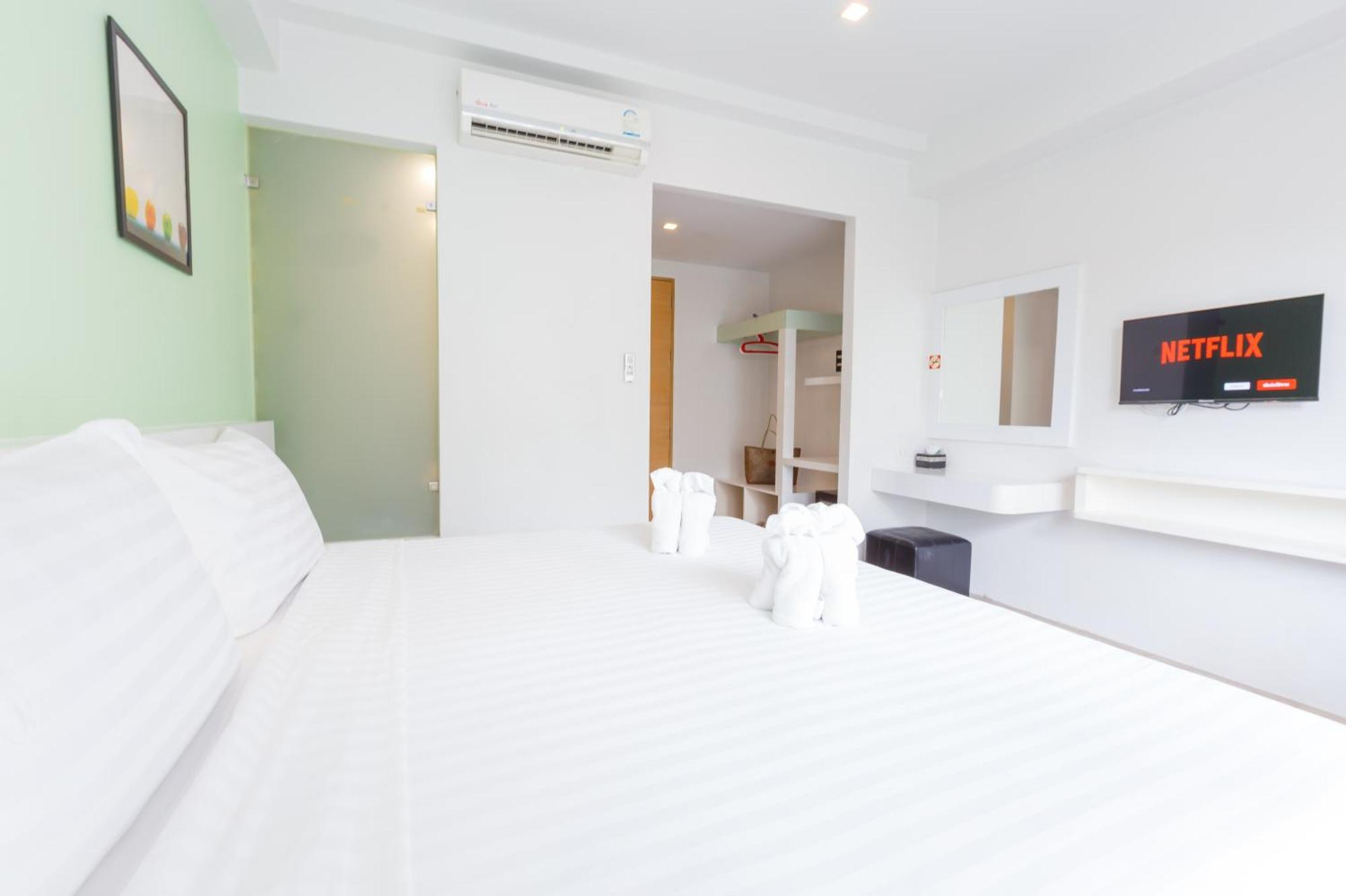 The Frutta Boutique Hotell Patong Exteriör bild