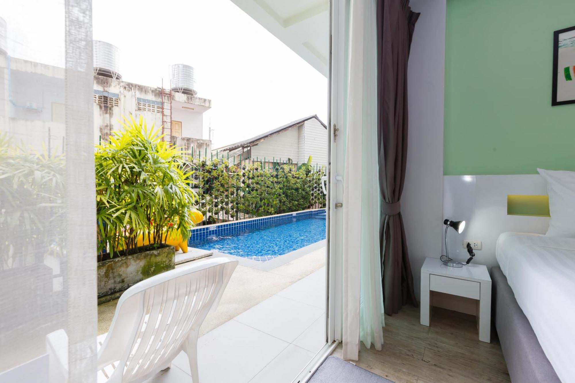 The Frutta Boutique Hotell Patong Exteriör bild