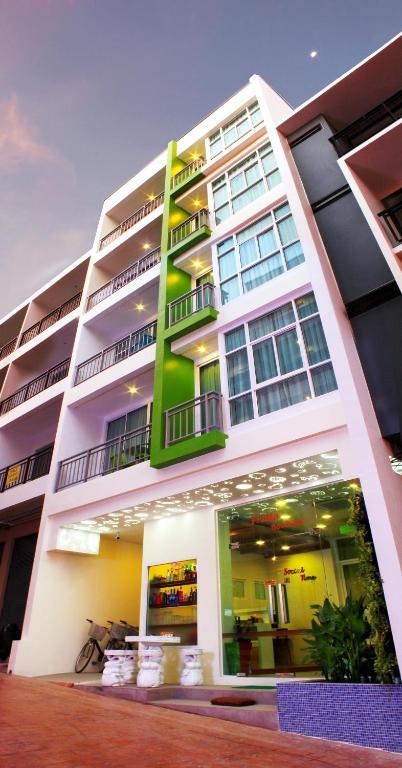 The Frutta Boutique Hotell Patong Exteriör bild