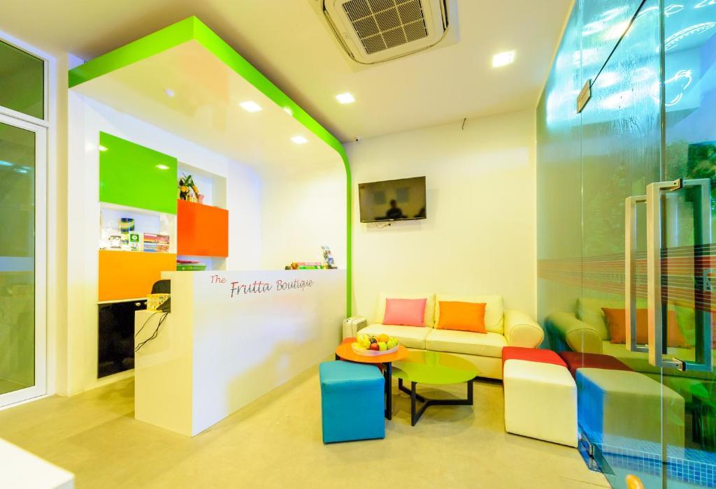 The Frutta Boutique Hotell Patong Exteriör bild