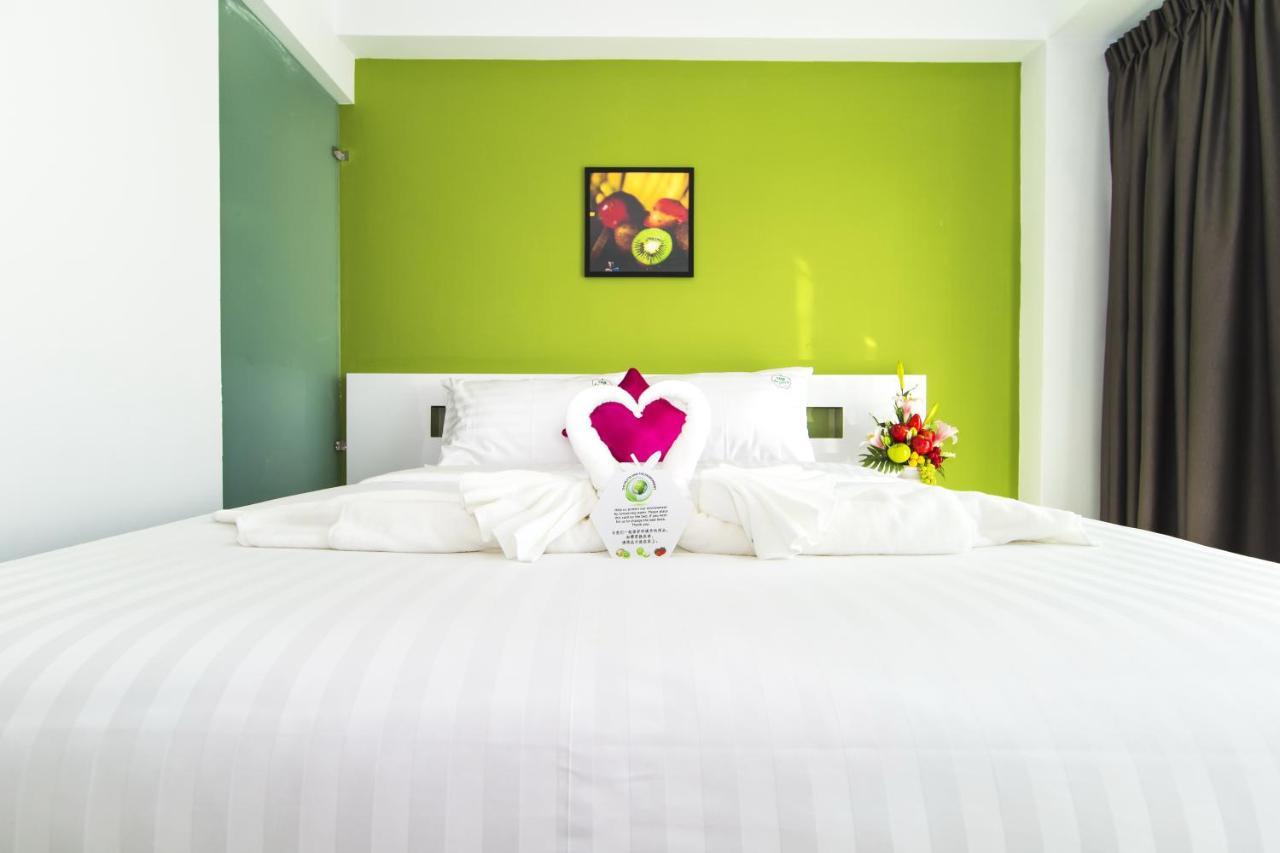 The Frutta Boutique Hotell Patong Exteriör bild