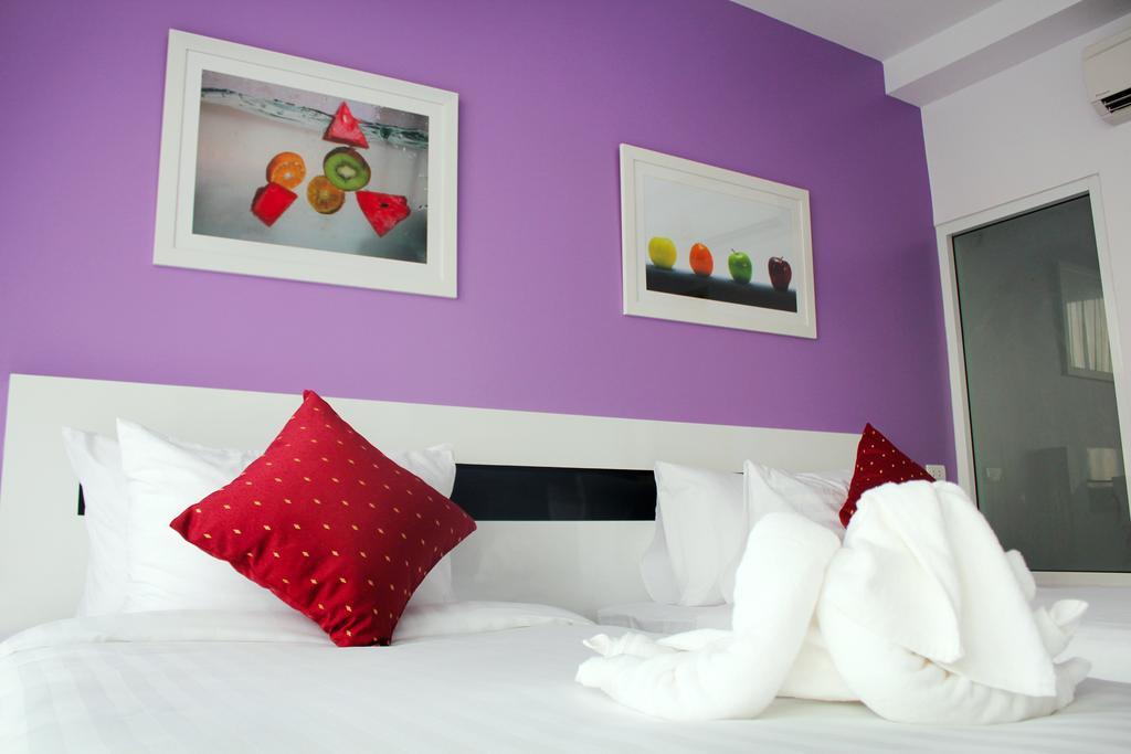 The Frutta Boutique Hotell Patong Exteriör bild